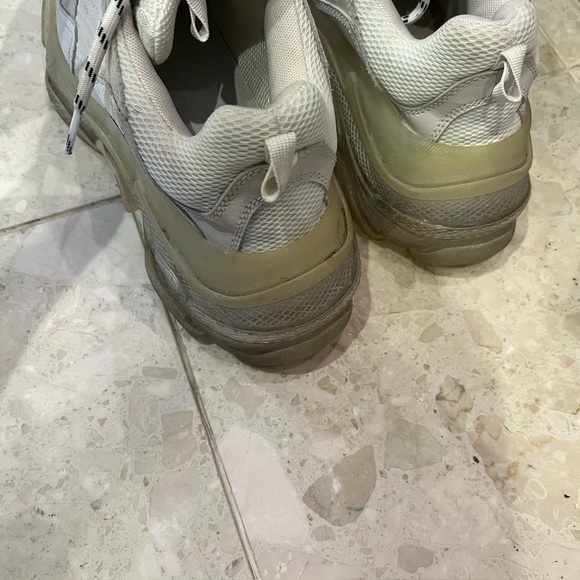 Balenciaga shoes - Picture 4 of 6